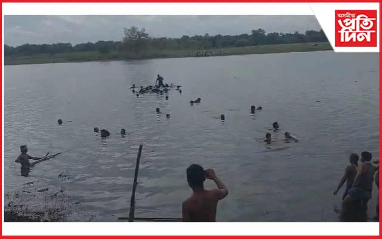 ঘূনাসুঁতিৰ এৰা সোৱণশিৰী নদীত নাও দুৰ্ঘটনা...